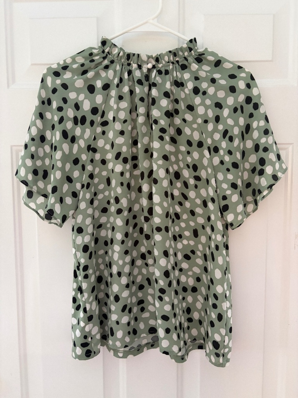 Ann Taylor Sage Green Spotted Ruffle Blouse Size M